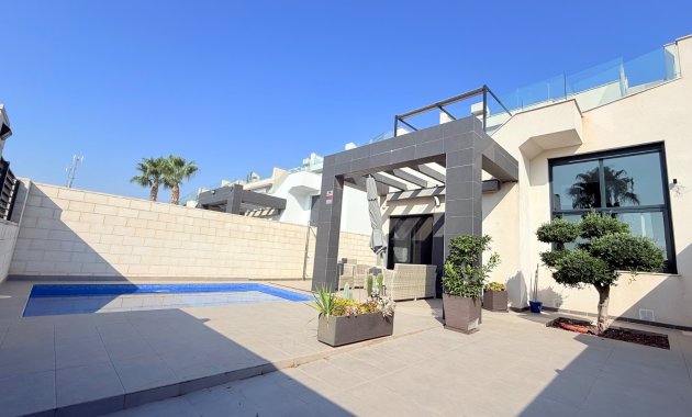 Herverkoop - Vrijstaande woning / Villa -
Ciudad Quesada - Rojales - Pueblo Bravo