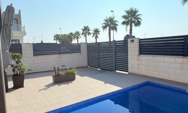 Herverkoop - Vrijstaande woning / Villa -
Ciudad Quesada - Rojales - Pueblo Bravo