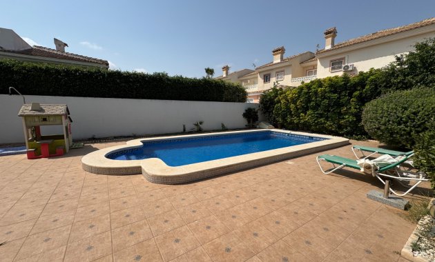 Herverkoop - Vrijstaande woning / Villa -
Ciudad Quesada - Rojales - Ciudad Quesada
