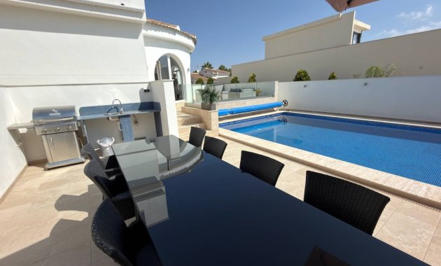 Wiederverkauf - Freistehend / Villa -
Ciudad Quesada - Rojales - Ciudad Quesada