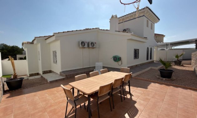 Wiederverkauf - Freistehend / Villa -
Ciudad Quesada - Rojales - Ciudad Quesada