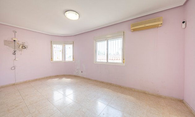Wiederverkauf - Freistehend / Villa -
Ciudad Quesada - Rojales - Ciudad Quesada