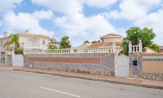 Wiederverkauf - Freistehend / Villa -
Ciudad Quesada - Rojales - Ciudad Quesada