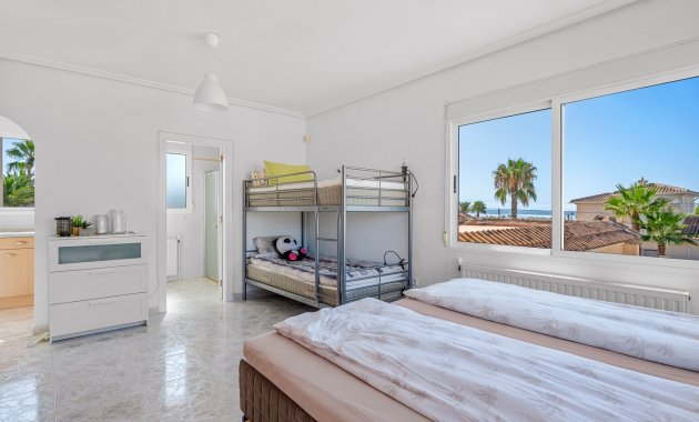 Herverkoop - Vrijstaande woning / Villa -
Ciudad Quesada - Rojales - Ciudad Quesada