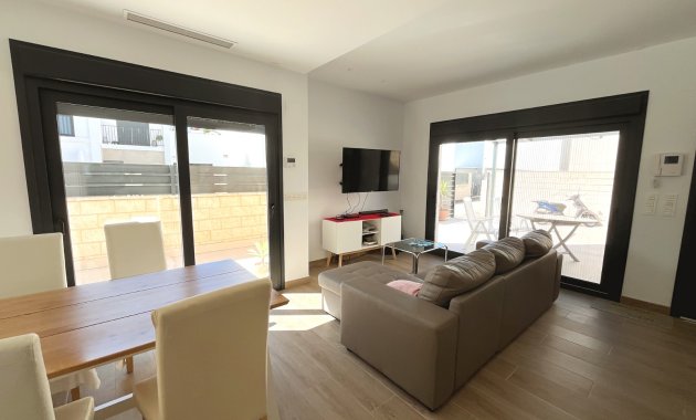 Herverkoop - Vrijstaande woning / Villa -
Ciudad Quesada - Rojales - Pueblo Bravo