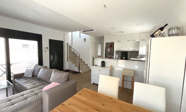 Herverkoop - Vrijstaande woning / Villa -
Ciudad Quesada - Rojales - Pueblo Bravo