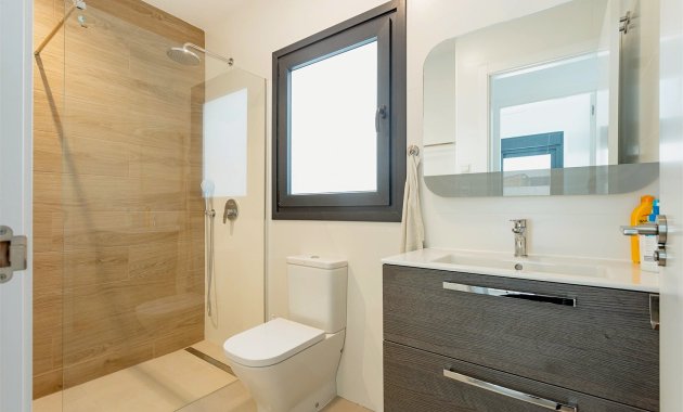 Herverkoop - Vrijstaande woning / Villa -
Ciudad Quesada - Rojales - Pueblo Bravo