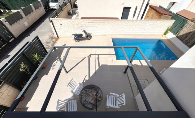 Herverkoop - Vrijstaande woning / Villa -
Ciudad Quesada - Rojales - Pueblo Bravo
