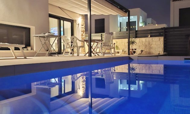 Herverkoop - Vrijstaande woning / Villa -
Ciudad Quesada - Rojales - Pueblo Bravo