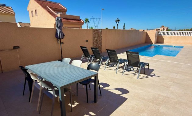 Herverkoop - Vrijstaande woning / Villa -
Ciudad Quesada - Rojales - Rojales