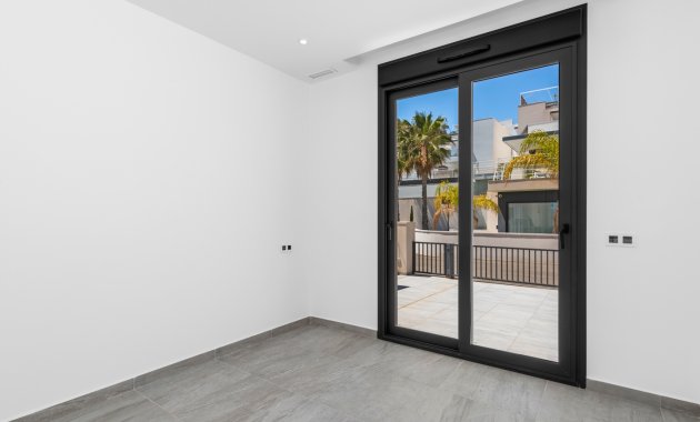 Herverkoop - Vrijstaande woning / Villa -
San Miguel de Salinas