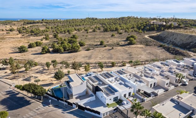 Herverkoop - Vrijstaande woning / Villa -
San Miguel de Salinas