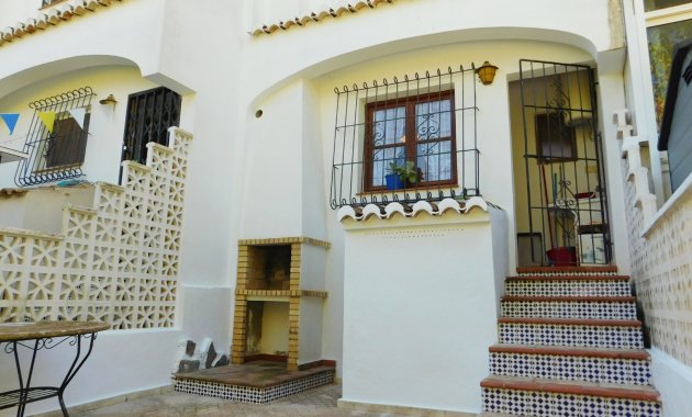 Herverkoop - Rijwoning -
Torrevieja - Lago Jardin