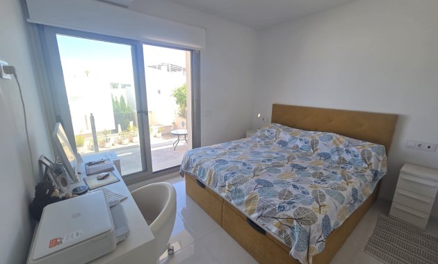 Herverkoop - Vrijstaande woning / Villa -
San Miguel de Salinas