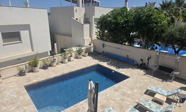 Herverkoop - Vrijstaande woning / Villa -
San Miguel de Salinas
