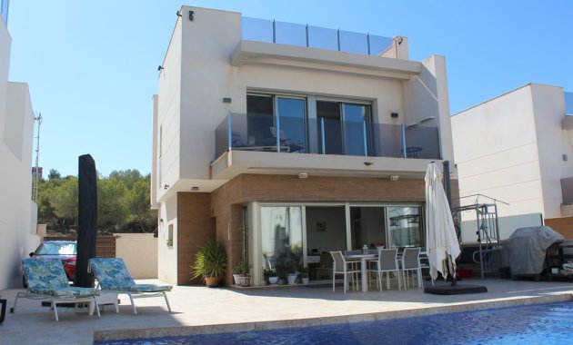 Herverkoop - Vrijstaande woning / Villa -
San Miguel de Salinas
