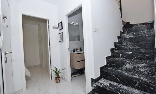 Herverkoop - Vrijstaande woning / Villa -
Los Montesinos