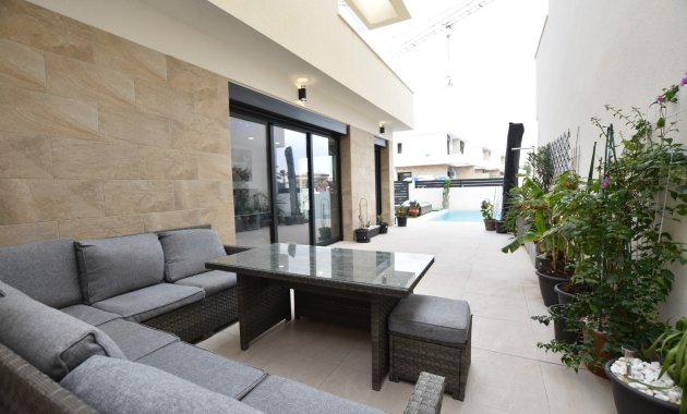 Herverkoop - Vrijstaande woning / Villa -
Los Montesinos