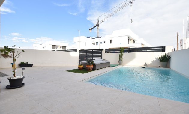 Herverkoop - Vrijstaande woning / Villa -
Los Montesinos
