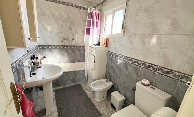 Herverkoop - Vrijstaande woning / Villa -
Benijofar - Monte Azul