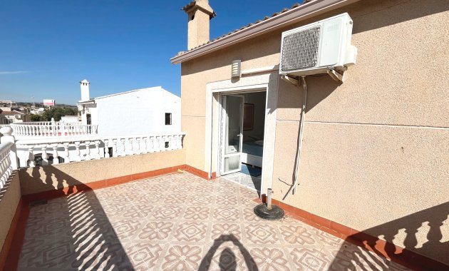 Herverkoop - Vrijstaande woning / Villa -
Benijofar - Monte Azul