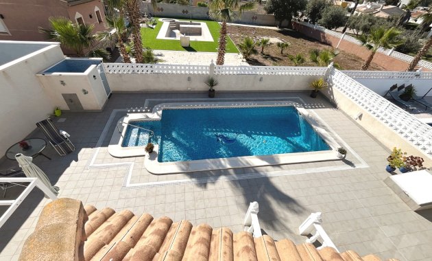 Herverkoop - Vrijstaande woning / Villa -
Benijofar - Monte Azul