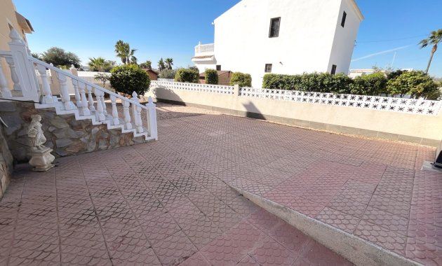 Herverkoop - Vrijstaande woning / Villa -
Benijofar - Monte Azul