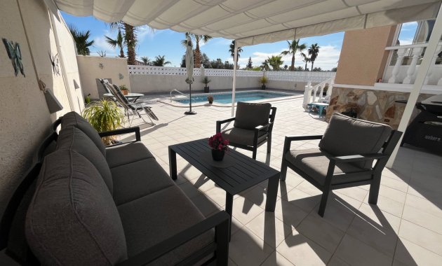 Herverkoop - Vrijstaande woning / Villa -
Benijofar - Monte Azul