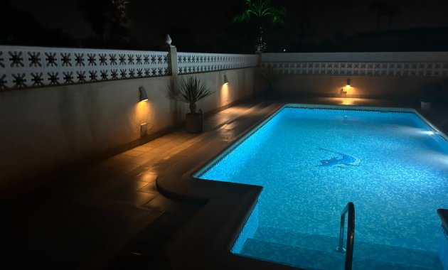 Herverkoop - Vrijstaande woning / Villa -
Benijofar - Monte Azul