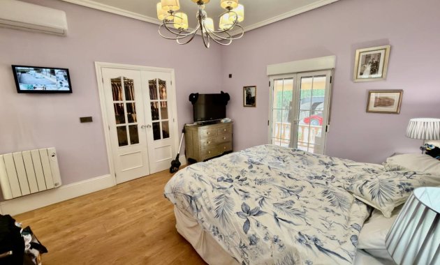Herverkoop - Vrijstaande woning / Villa -
Almoradí - Heredades
