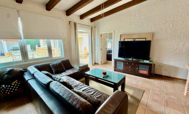 Herverkoop - Vrijstaande woning / Villa -
Almoradí - Heredades