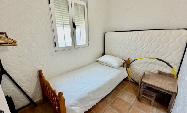 Herverkoop - Vrijstaande woning / Villa -
Almoradí - Heredades