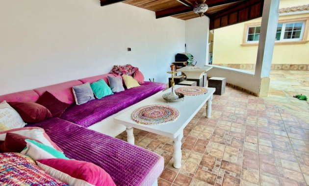 Herverkoop - Vrijstaande woning / Villa -
Almoradí - Heredades