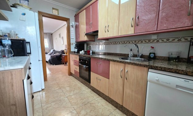Herverkoop - Vrijstaande woning / Villa -
La Marina - La Marina Urb