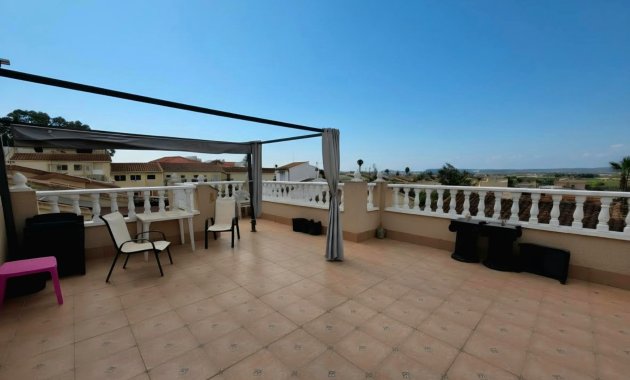 Herverkoop - Vrijstaande woning / Villa -
La Marina - La Marina Urb