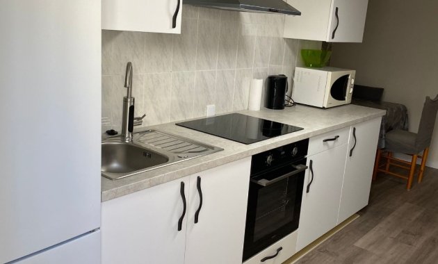 Herverkoop - Vrijstaande woning / Villa -
La Marina - La Marina Urb