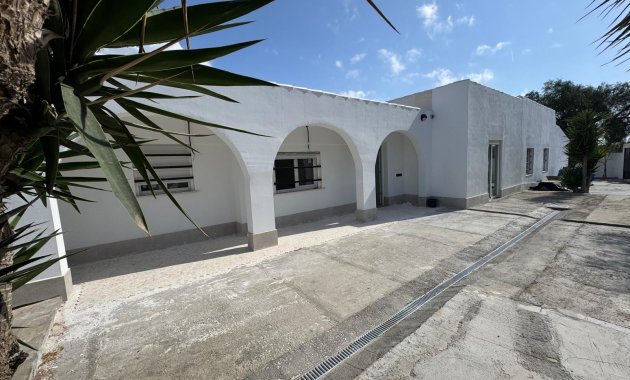 Herverkoop - Vrijstaande woning / Villa -
La Marina del Pinet - La Marina