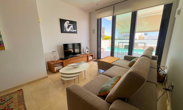 Herverkoop - Vrijstaande woning / Villa -
San Miguel de Salinas