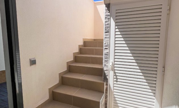 Herverkoop - Vrijstaande woning / Villa -
San Miguel de Salinas