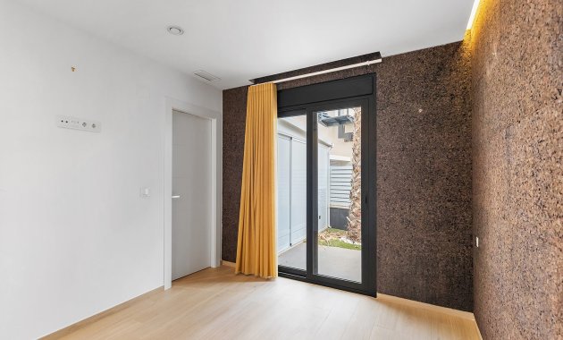 Herverkoop - Vrijstaande woning / Villa -
Benijofar
