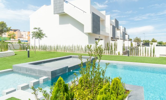 New Build - High-bungalow -
Torrevieja