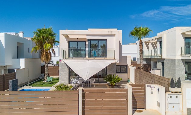 Wiederverkauf - Freistehend / Villa -
Orihuela - Entre Naranjos Vistabella Golf
