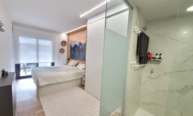 Herverkoop - Appartement -
Orihuela Costa
