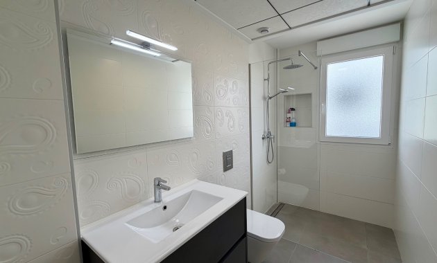 Herverkoop - Vrijstaande woning / Villa -
La Marina