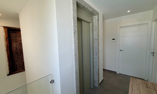 Herverkoop - Vrijstaande woning / Villa -
La Marina
