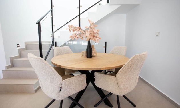 Herverkoop - Vrijstaande woning / Villa -
Dolores
