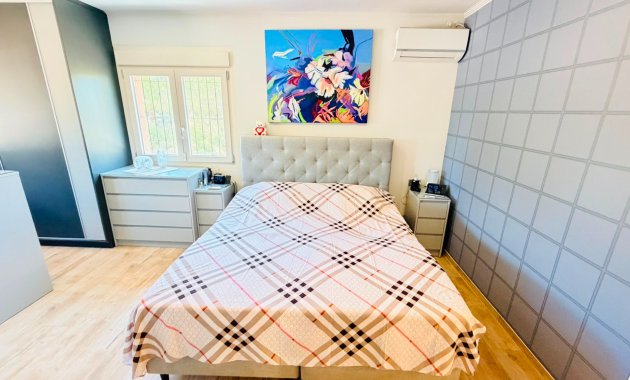 Herverkoop - Vrijstaande woning / Villa -
Daya Vieja