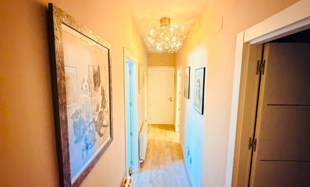 Herverkoop - Vrijstaande woning / Villa -
Daya Vieja