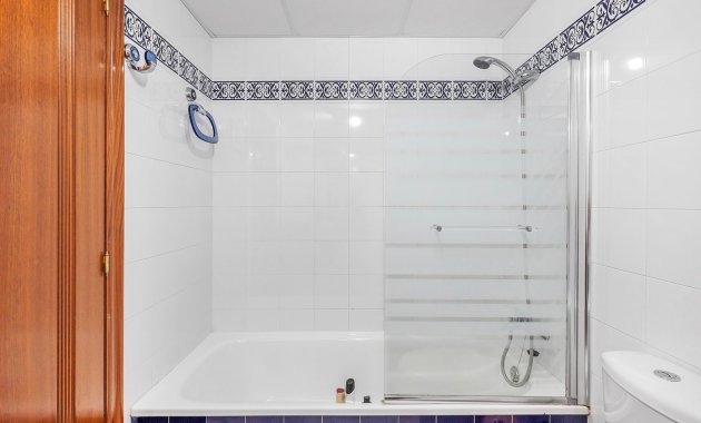 Wiederverkauf - Apartment -
Torrevieja - Playa de los locos