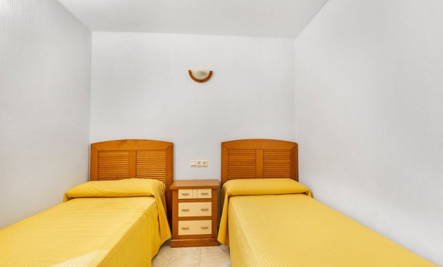 Wiederverkauf - Apartment -
Torrevieja - Playa de los locos